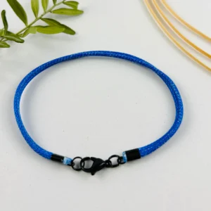 Upcycling Kitearmband Blau