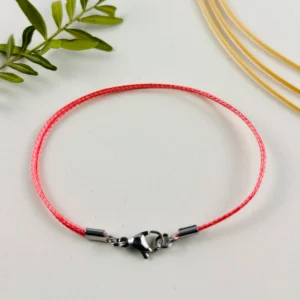 Upcycling Kitearmband Hellrot