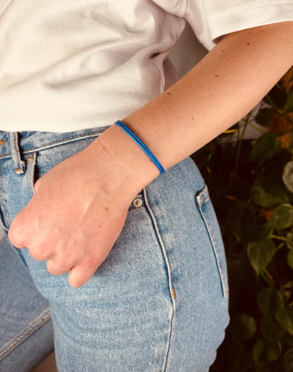 Upcycling Kitearmband Blau – Bild 4