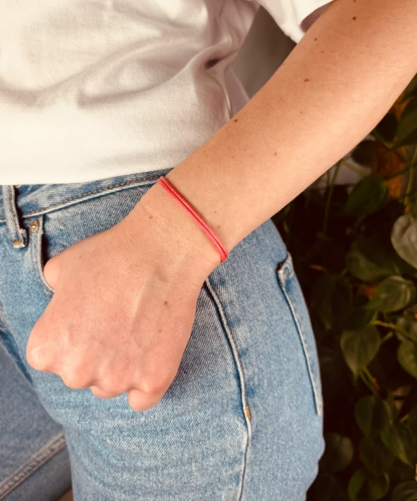 Upcycling Kitearmband Rot – Bild 4