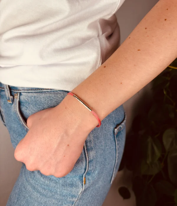 Upcycling Kitearmband Hellrot mit 925 Silber/18K Gold – Bild 4